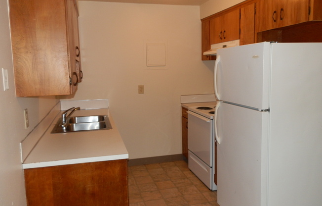 4th Plain Court Apartments