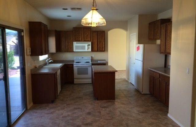 17554 W AGAVE CT