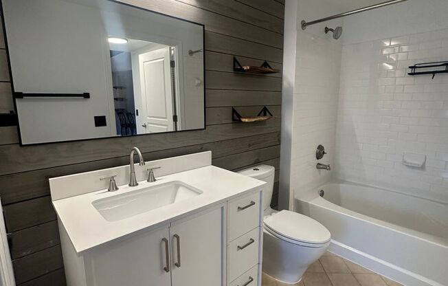 1 bed, 1 bath, $2,400, Unit # 518