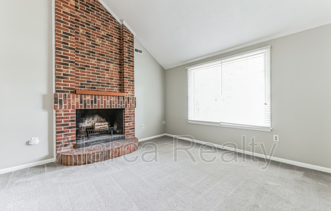 1207 FRST WOOD DR