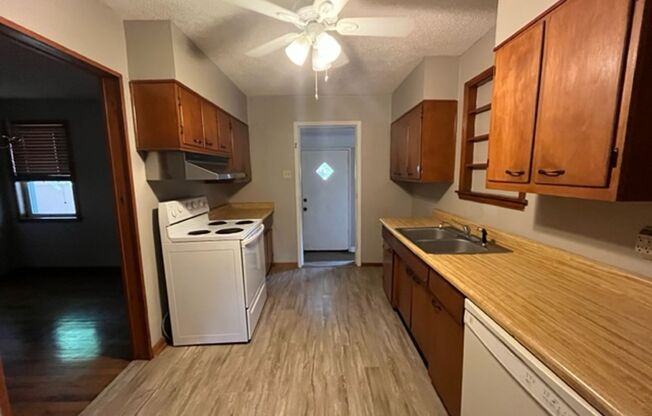 Renovated 3 Bedroom 1.5 Bath Home for Rent!