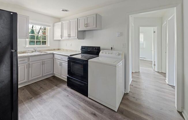 2 beds, 1 bath, 600 sqft, $1,175, Unit 2000A