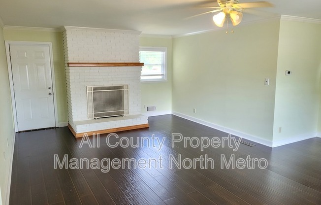 2437 LOWER ROSWELL RD