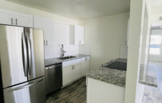 COMING SOON! Upgraded 2 Bed, 1 Bath Condo in Downtown Phoenix