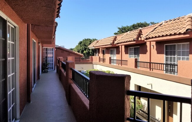1 bed, 1 bath, 650 sqft, $2,580, Unit 8555-114