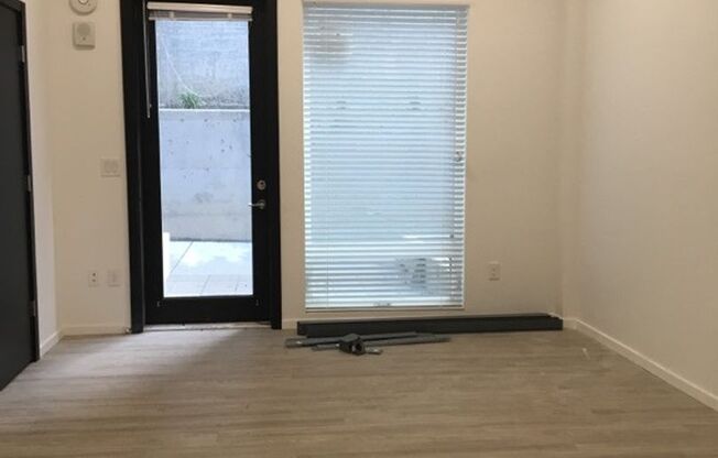 2 beds, 1.5 baths, 1,023 sqft, $2,900, Unit 104 Live Work