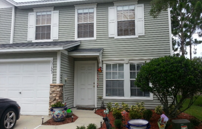 13123 Thoroughbred Loop