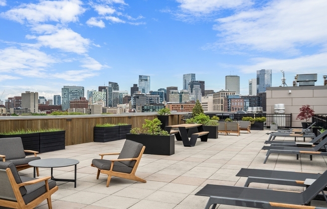3 beds, 2 baths, 1,872 sqft, $9,250, Unit 608
