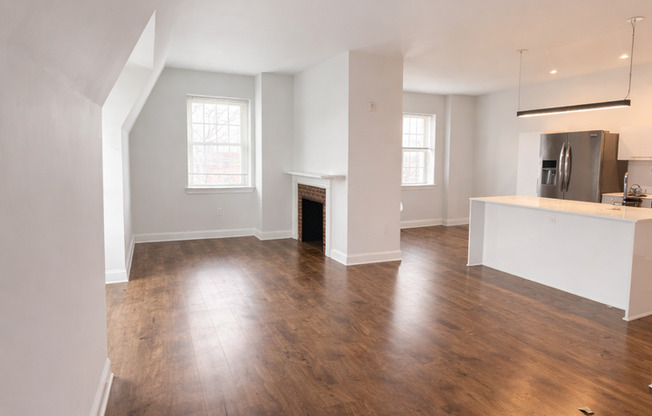 1 bed, 1 bath, 955 sqft, $1,988, Unit PH-07