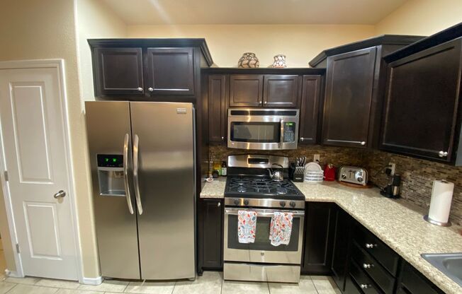 3 beds, 2 baths, 1,874 sqft, $2,200, Unit 209 Landing Trail NE