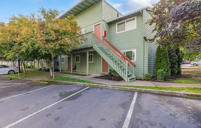 2 beds, 1 bath, 850 sqft, $1,500, Unit 16