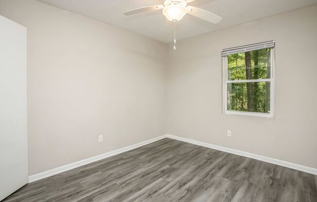 2 beds, 1 bath, 770 sqft, $1,100, Unit G5