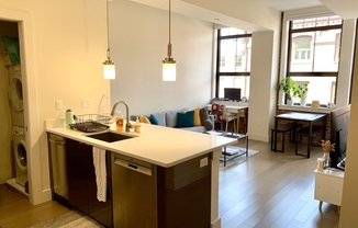 1 bed, 1 bath, 650 sqft, $3,200, Unit 504