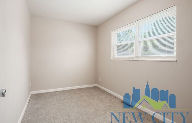 2 beds, 1 bath, 680 sqft, $924, Unit 416 S. Yale Avenue