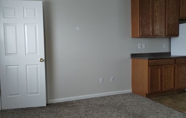 1 bed, 1 bath, 600 sqft, $1,200, Unit N B Street Unit 3