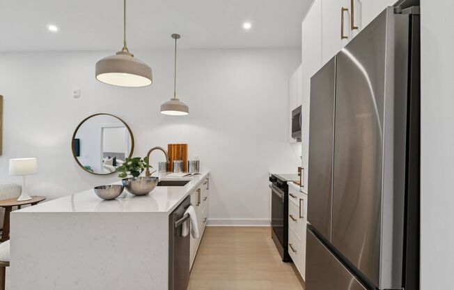 1 bed, 1 bath, 700 sqft, $1,696, Unit 404
