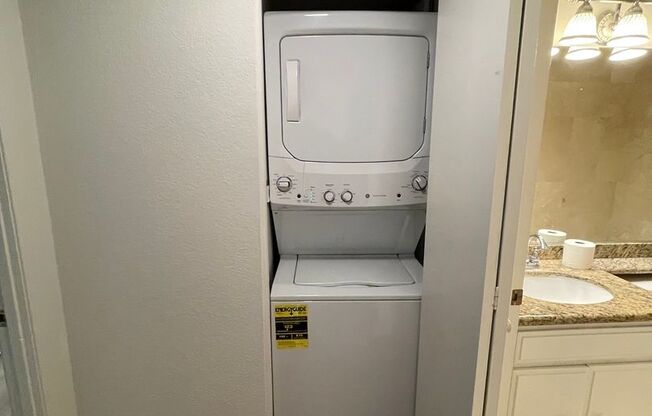 2 beds, 2 baths, 1,100 sqft, $2,999.99, Unit #1206