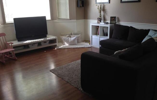 Stylish 3 bed 2.5 bath town home in Provo