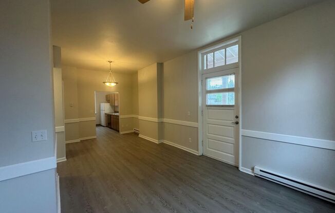 2 beds, 2 baths, 850 sqft, $1,525, Unit 1132