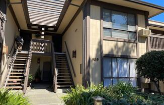 4303 SACRAMENTO