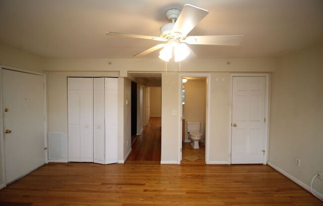 3806 Hickory