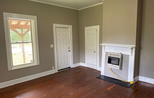 2 Bed 1 Bath Home