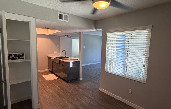 1 bed, 1 bath, 635 sqft, $2,195, Unit J102