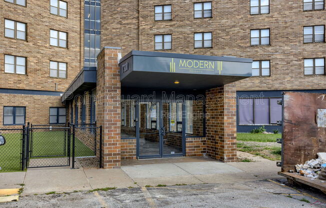 Studio, 1 bath, 329 sqft, $695, Unit 433