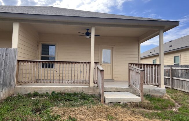 3 beds, 2 baths, $1,425