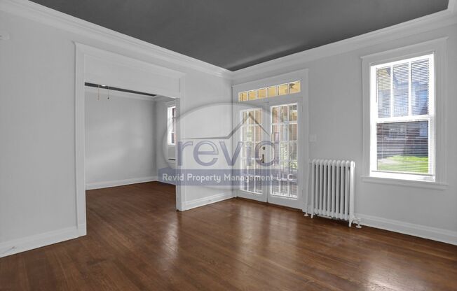 2 beds, 1 bath, 950 sqft, $995, Unit 308-3