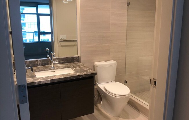 2 beds, 2 baths, $4,300, Unit Unit 2401