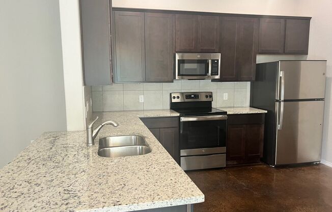 Luxury Duplex in Seguin
