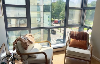 2 beds, 2 baths, 1,013 sqft, $4,800, Unit 404