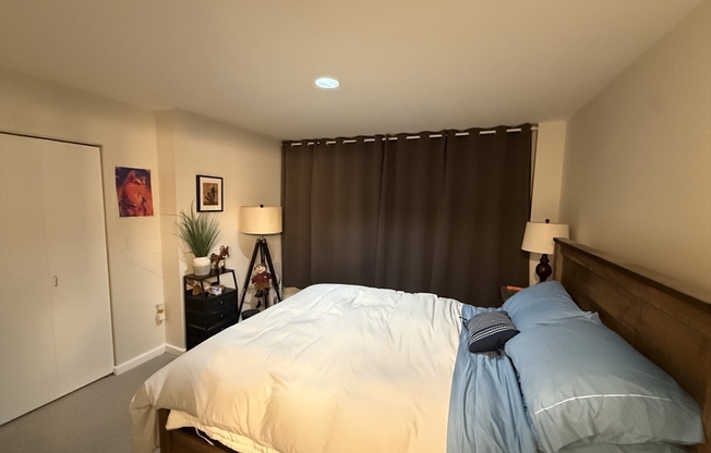 18 20 E SPRINGFIELD ST