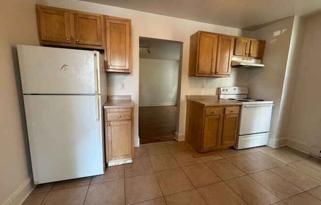 1 bed, 1 bath, 620 sqft, $1,199, Unit 7233 Penn Ave. #1B