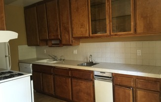 2 beds, 2 baths, $2,200