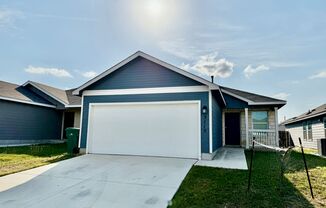 3-Bedroom, 2-Bathroom Home in New Braunfels