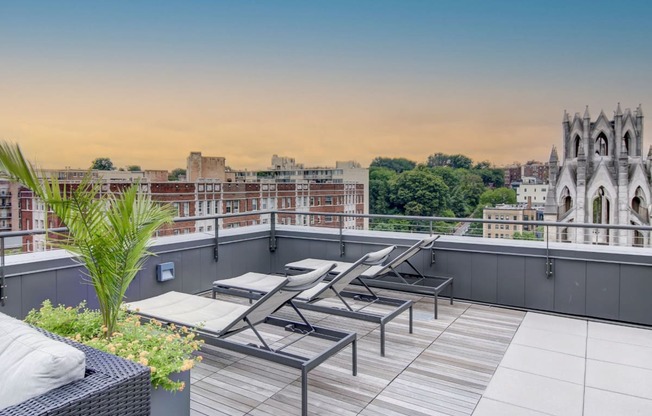 DC Apartments near 14th and U Street 3 blocks from Metro with Rooftop Deck and Views -2011 15th Street, Washington DC. 20009