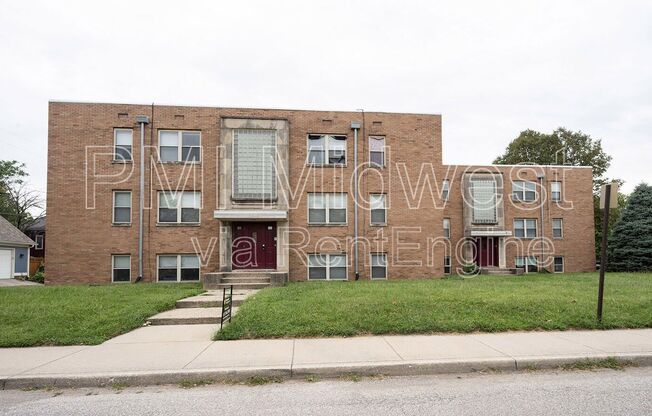 140 E 19 ST