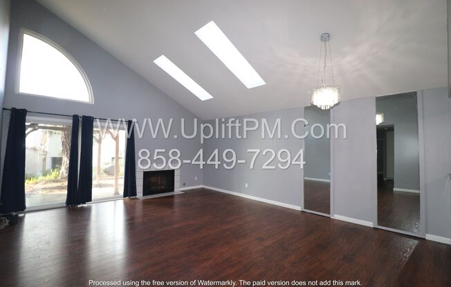 Large 3 Bedroom, 2 Bathroom Condo in Escondido