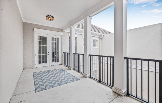 110 COMMONWEALTH CT N