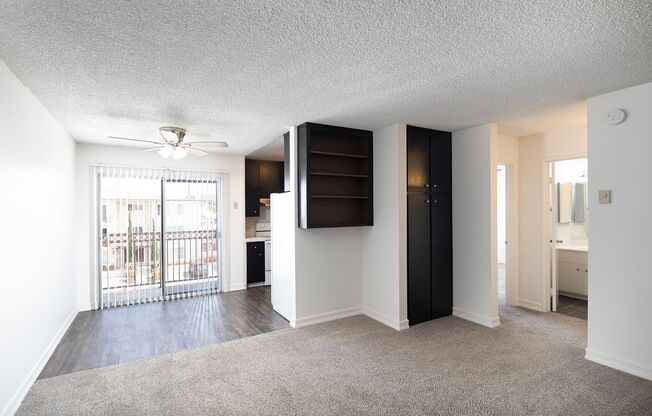 Albatross Apartments