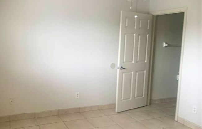 4023-4029 Skyline Blvd