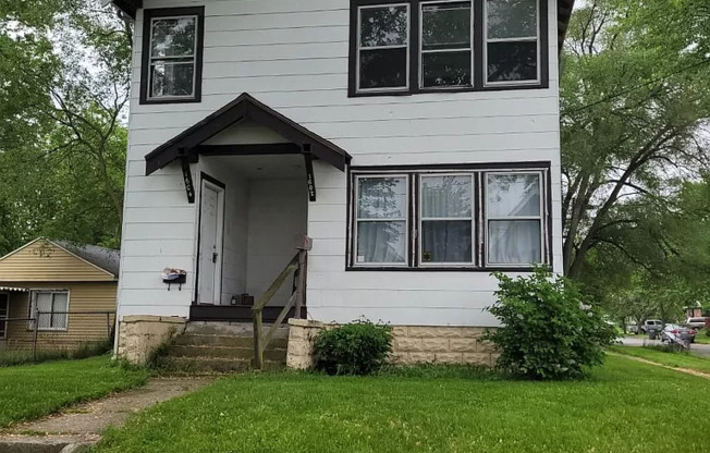 1604 IRONWOOD AVE