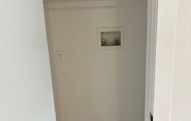 1 bed, 1 bath, 800 sqft, $1,499, Unit 1526-01
