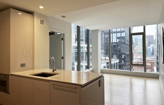 2 beds, 2 baths, 1,030 sqft, $9,000, Unit 1705