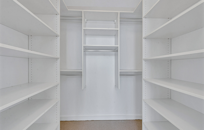 3 beds, 2.5 baths, $17,500, Unit PH2