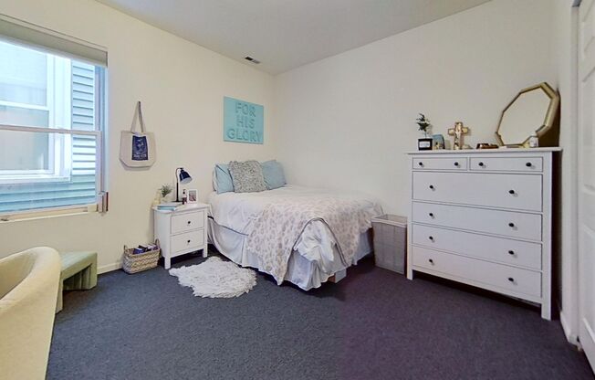 2543 Southport