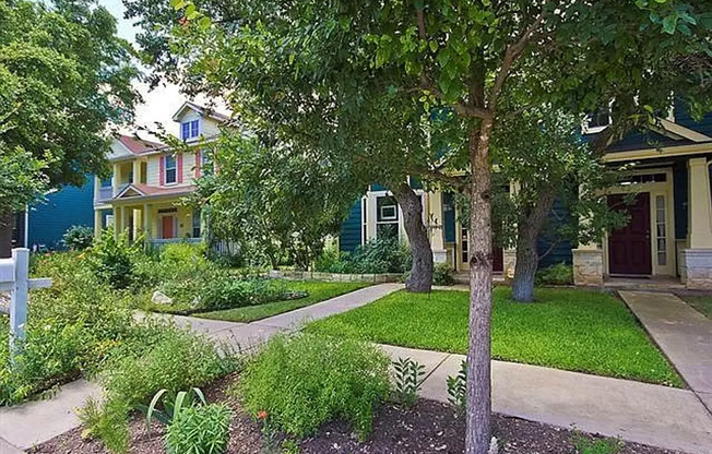 Beautiful 3 Bedroom / 2.5 Bath Townhome in Kyle