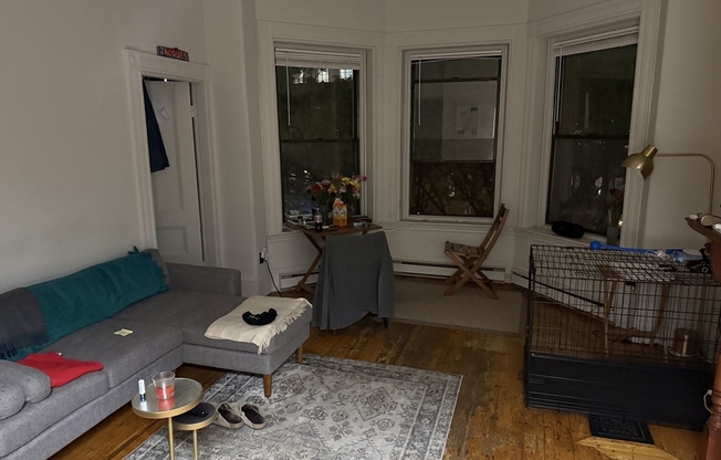 291 NEWBURY ST